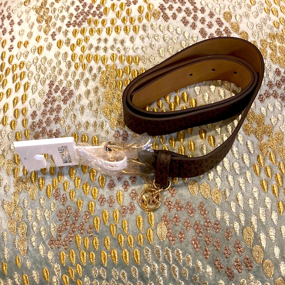 BN Michael Kors Signature and Logo Reversible Belt